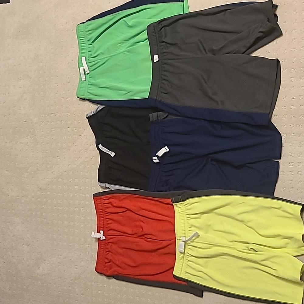 Lot of 6 boys carter's athletic shorts 8